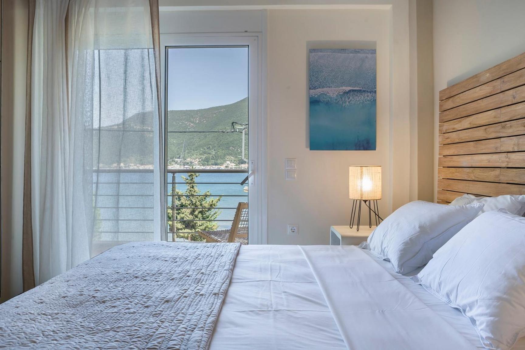 Meliti Waterfront Suites Karavomylos Exterior foto